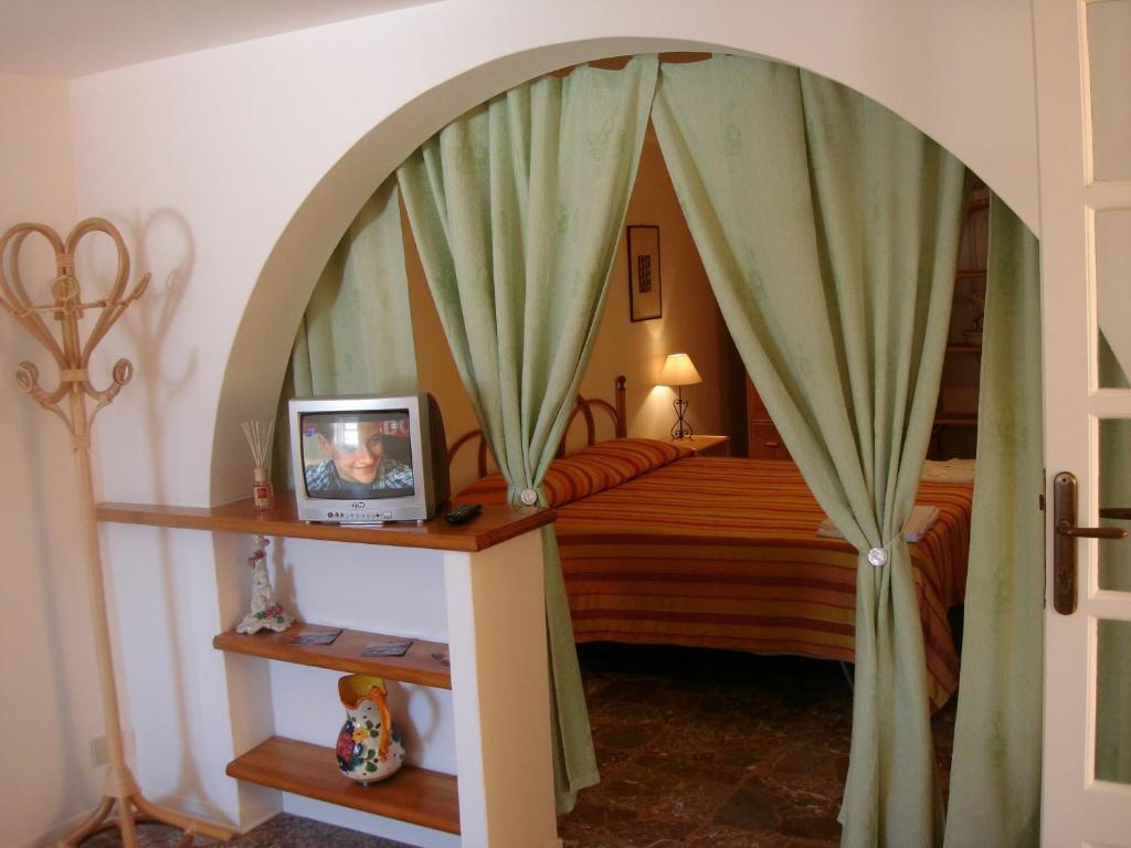 Case Vacanze Arcobaleno Ліпарі Номер фото