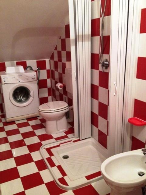 Case Vacanze Arcobaleno Ліпарі Номер фото